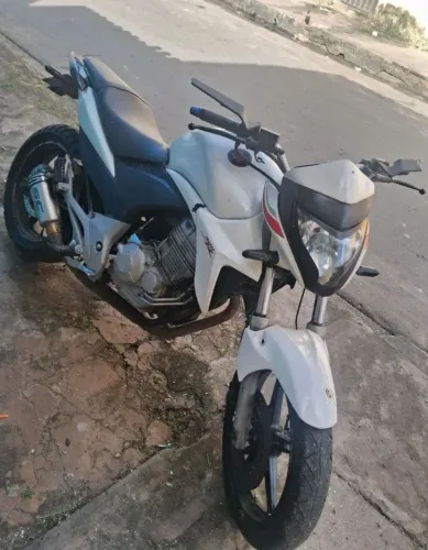VENDO CB CONSERVADA