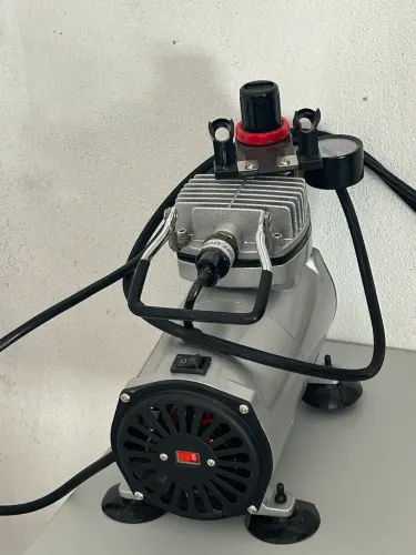 ELEGO SATURN 3 Ultra + Kit Mini Retífica + Compressor Aerógrafo + 1 Litro Resina