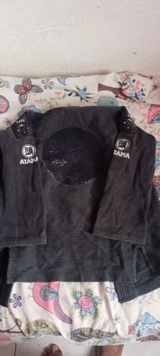 Kimono Atama preto unissex tamanho F1