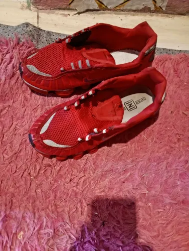 Tênis semi-novo para venda OLX em perfeito estado * pode ligar ou mandar