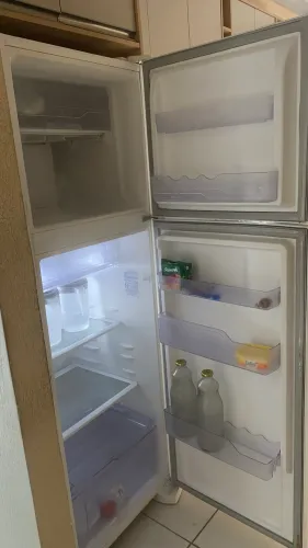 Geladeira eletrolux 
