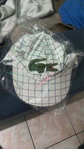 Boné Big Quadriculado