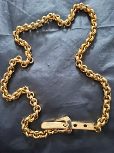 Cinco em metal dourado 85 cm