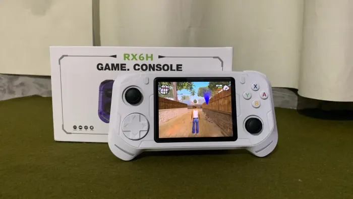 Console Portátil RX6H - Na Caixa Impecável - Com jogos de PC