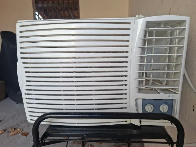 Springer Midea 12000btus seminovo