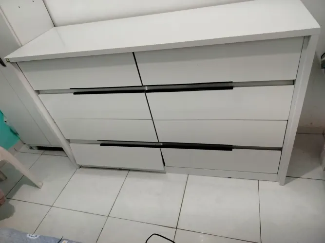 Cômoda 8 gavetas
