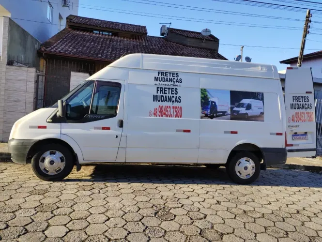 Frete mudança e viagem