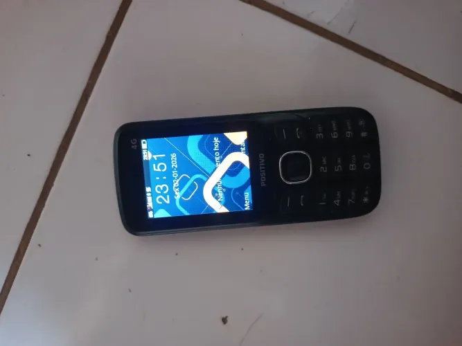 Celular positivo