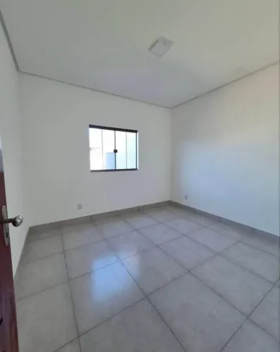VENDO CASA CIDADE SÃO TORQUATO VILHA VELHA ES R$180.000
