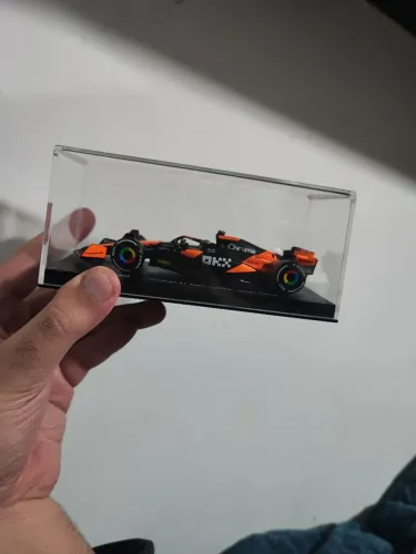 Burago MC laren