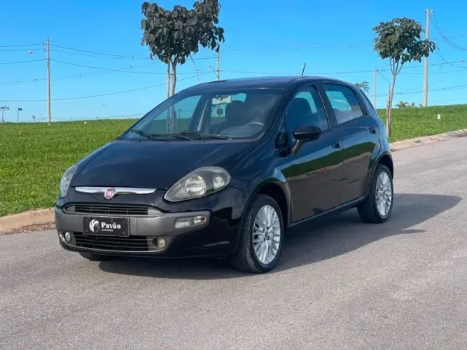 Fiat Punto Essence 1.6 Flex 16V 5P 2016