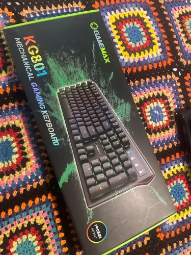 Teclado Mecânico RGB