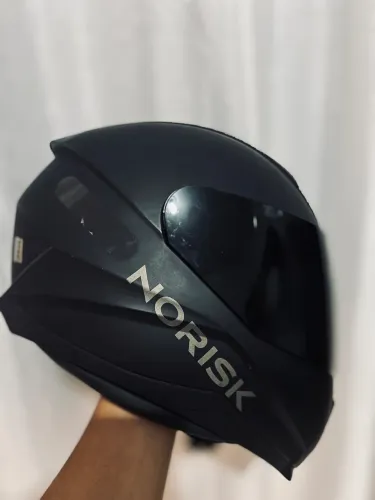 Capacete Norisk Razor Preto Fosco - Apenas 2 Meses de Uso + Brindes 