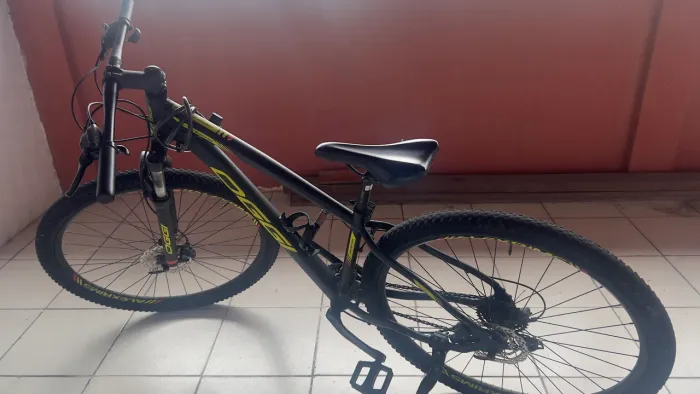 bicicleta hacker hds 15.5