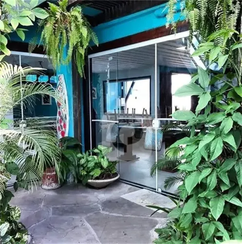 Pousada à Venda no Centro de Búzios 16 Suítes | 420 m² | Excelente Localização