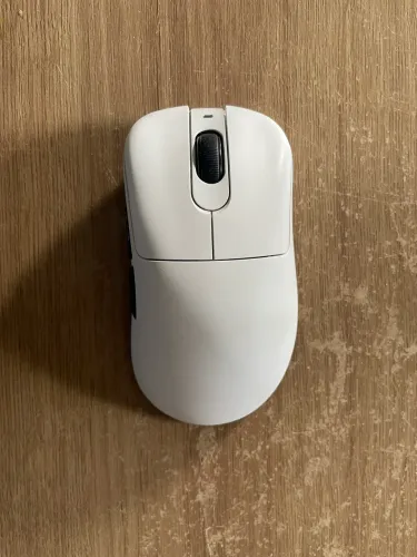 Mouse Gamer Sem Fio Kysona MARS SE - 57g, 24000 DPI, 2.4G/BT/USB