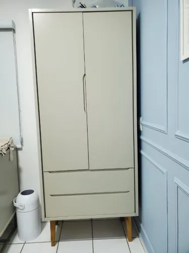Guarda-roupa duas portas