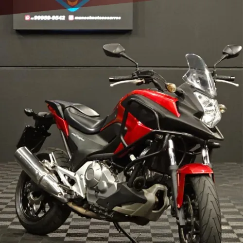 NC 700 X/ 700X ABS 2014 Vermelha