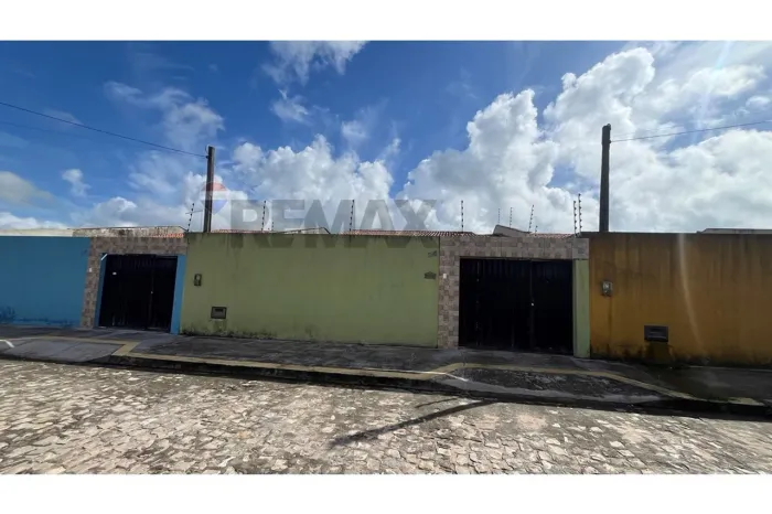 Encontre Seu Lar Perfeito no Centro de Extremoz - RN [Aceita financiamento]