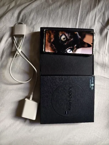 Smartphone Vivo x100 ultra 12/256 95% saúde de bateria