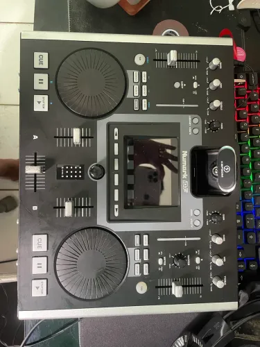 Controlador numark idj2