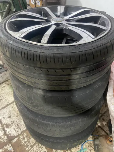 4 rodas de carro