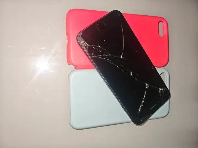 iPhone 8 pra retirar peças 