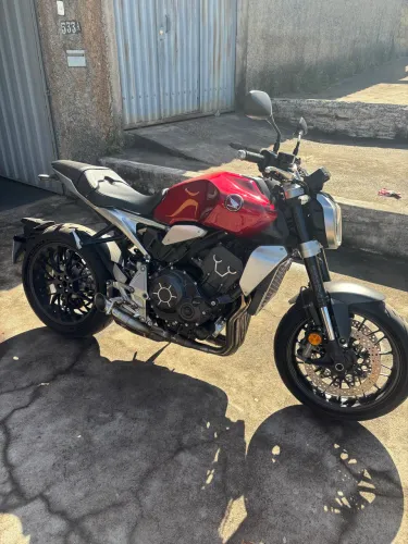 HONDA  CB1000R - 2022