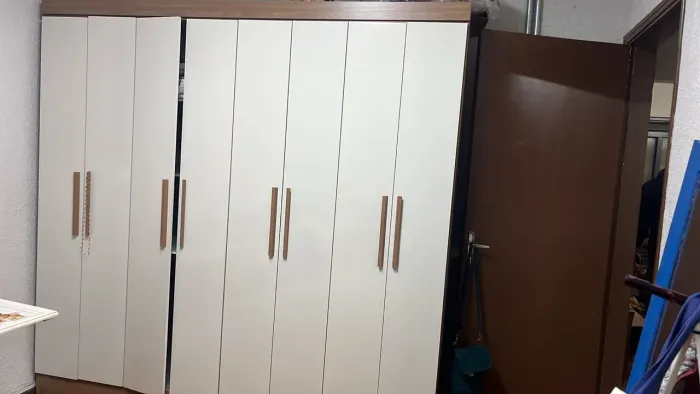 Guarda Roupa 8 portas