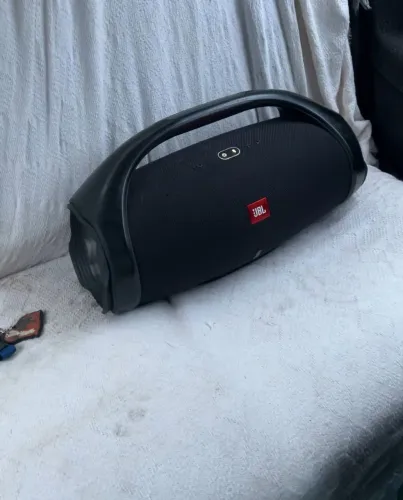 JBL Boombox 2