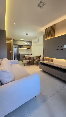 Aluga-se belíssimo e equipado Apartamento de 3/4 na Ponta Verde