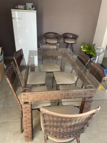 Mesa vidro e ratan