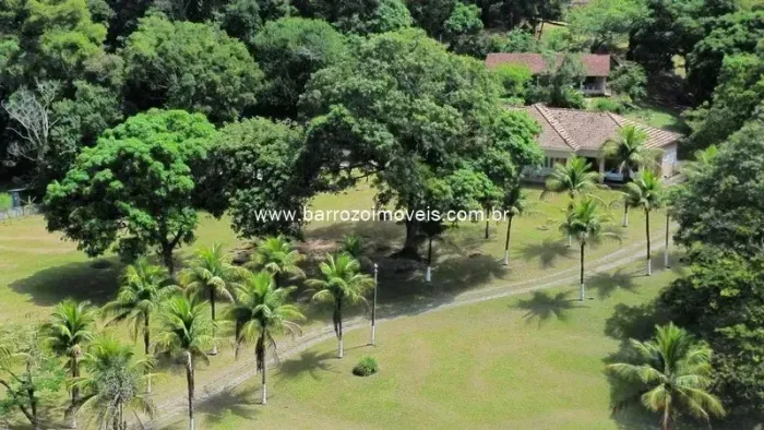 Barrozo Imóveis - Sítio alto padrão em Cachoeiras Macacu