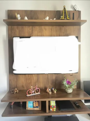 2 Painéis de TV e 2 Móveis de quarto - Oportunidade!
