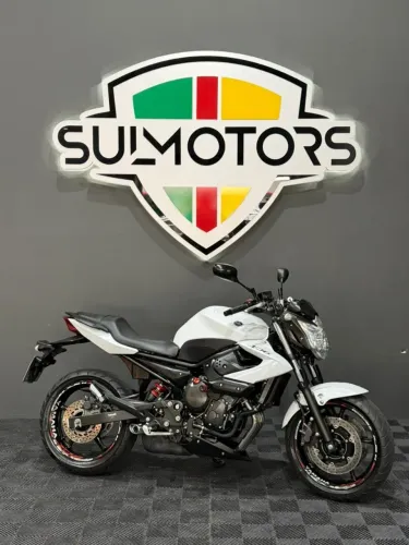 YAMAHA XJ6N IMPECÁVEL ZERADA SUL MOTORS 