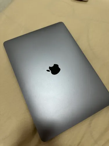 Mac book m1 