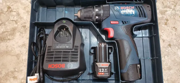 Furadeira e Parafusadeira Bosch 