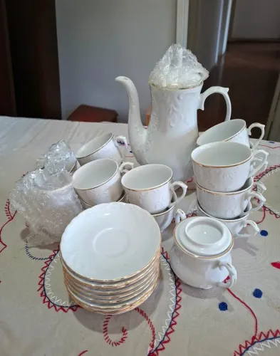 Aparelho de chá Porcelana Vintage com 27 peças