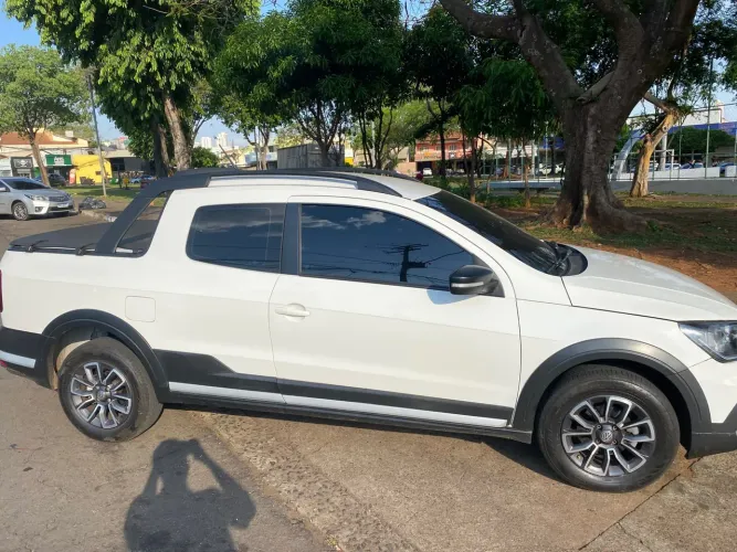 Volkswagen Saveiro Cross 1.6 T.flex 16V CD 2021