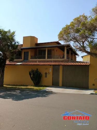 Casa Padrão à Venda e Locação no Parque Santa Marta