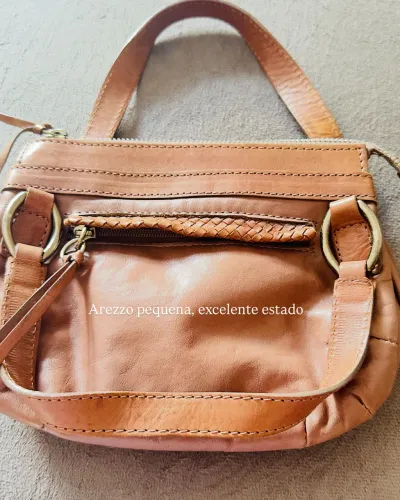 Bolsa de Couro Arezzo