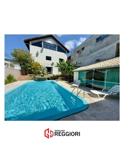 LOCAÇÃO ANUAL CASA 3 DORM C PISCINA NAÇÕES EM BC