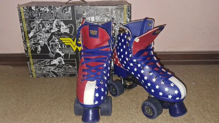 Patins Mulher-Maravilha