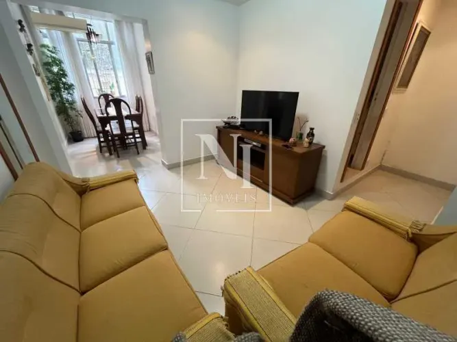 Apartamento de 2 quartos no bairro de Copacabana!