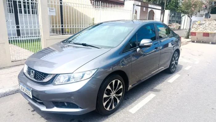 Honda Civic Sedan LXR 2.0 Flexone 16V Aut. 4P 2016
