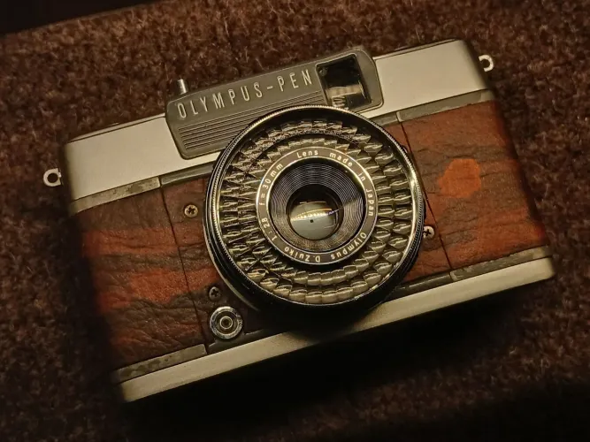 Câmera analógica olympus pen ees2