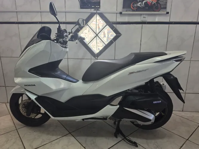 pcx 160 ano 2023 modelo ABS bem nova
