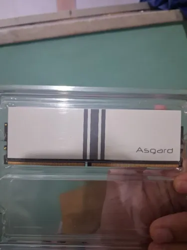 Memória Asgard Valkyrie Branca (COM DEFEITO) - Ideal p/ Retirar Dissipador