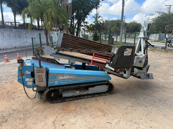 perfuratriz direcional 4 x grundodrill HDD/MND