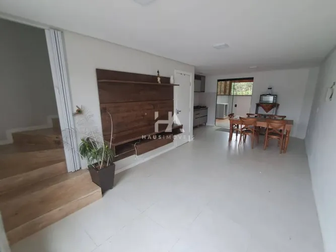 Aluguel de casa residencial com 2 dormitórios no bairro Três Rios do Sul e 70 m²